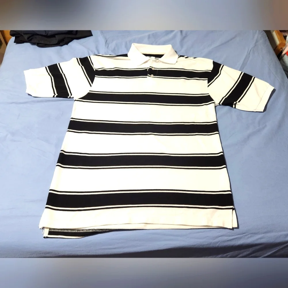 Polo - Picture 2 of 3